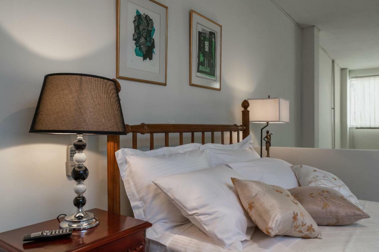Acropolis Koukaki Loft Private Garden Apartment Athens Ngoại thất bức ảnh