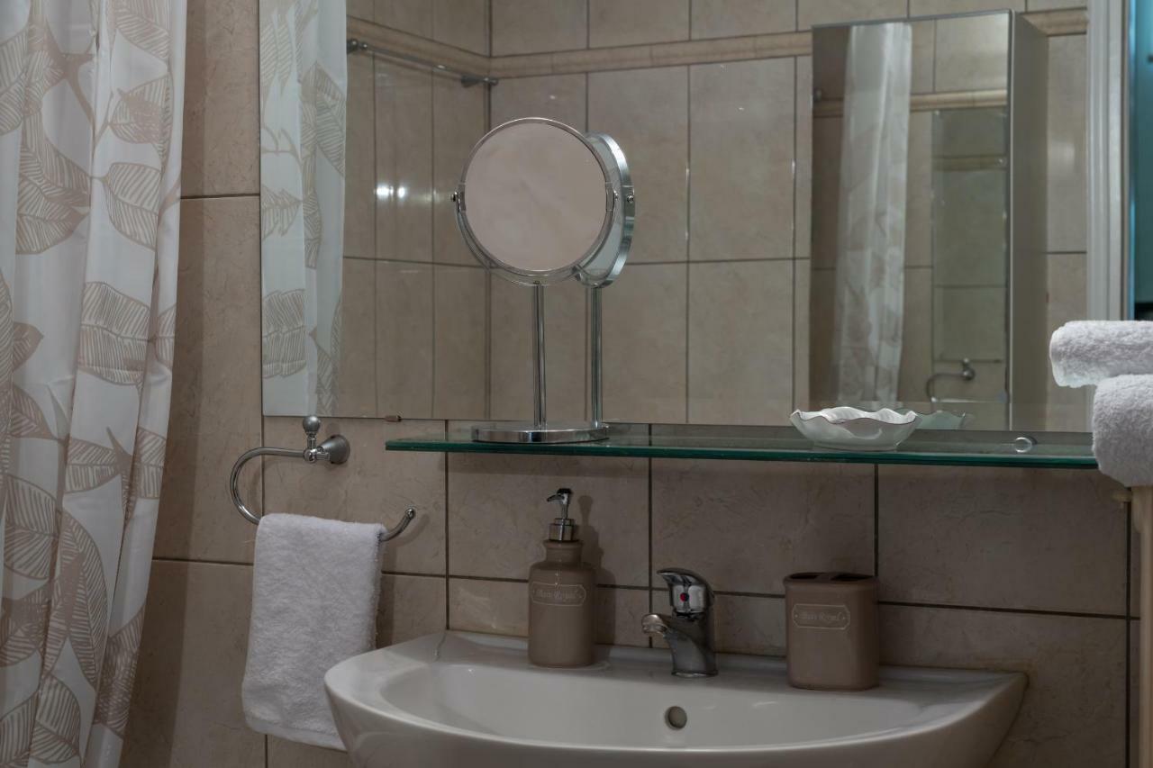 Acropolis Koukaki Loft Private Garden Apartment Athens Ngoại thất bức ảnh