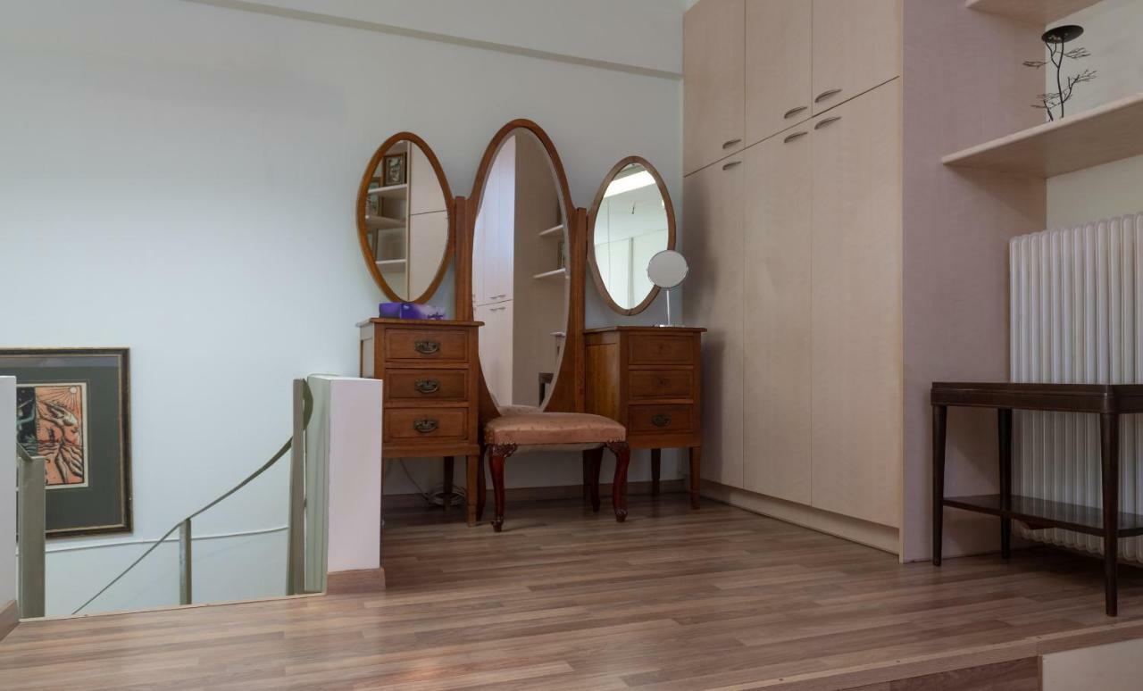 Acropolis Koukaki Loft Private Garden Apartment Athens Ngoại thất bức ảnh